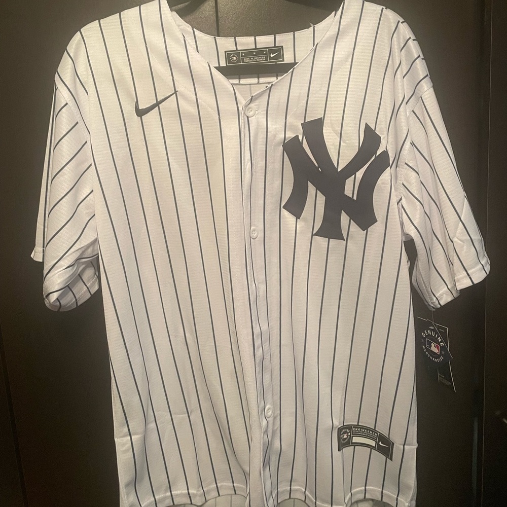 Nike mens Jeter Yankee Jersey